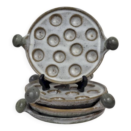 4 assiettes à escargots en grès