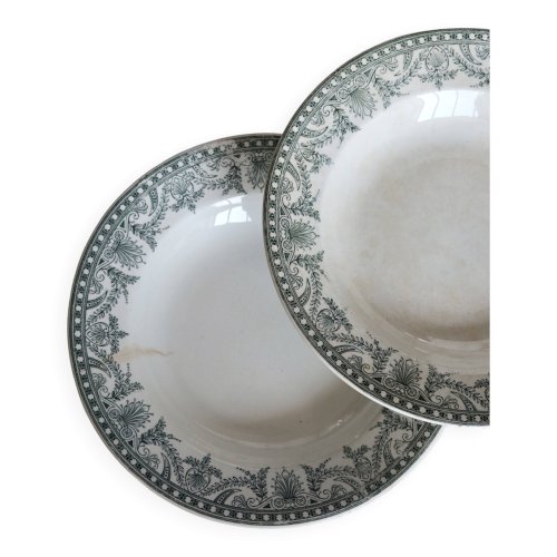4 assiettes creuses anciennes terre de fer – Moulins des Loups, modèle Wilb