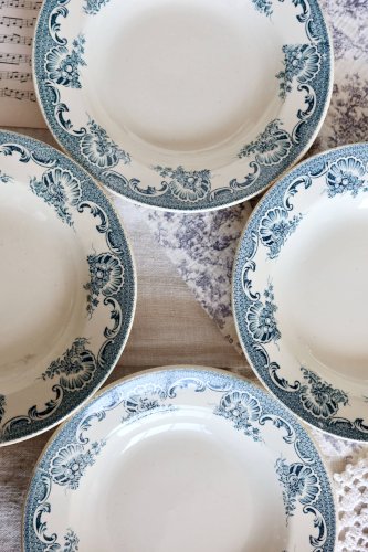 4 assiettes creuses antiques Moulin des Loups Lavallière  - Liseré fleuri -
