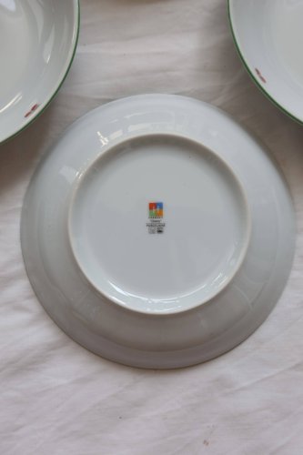 4 assiettes creuses vintage porcelaine – Motif cerises