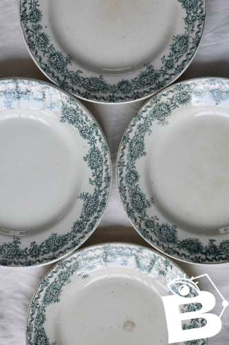 4 assiettes plates anciennes terre de fer – Modèle Argenton Saint Amand