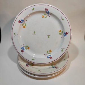 4 flat plates in Gien earthenware, Rose-Marie model