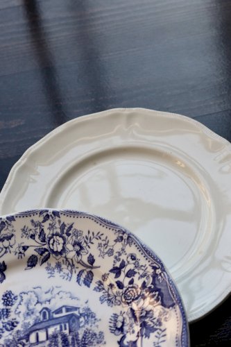 4 assiettes plates vintage dépareillées faïence bleue blanche - Lot Bristol