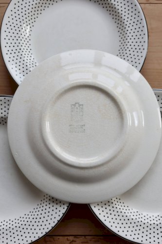 4 assiettes plates vintage faïence de Gien – Motif pois noirs