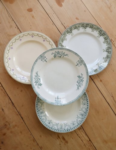 4 assiettes plates vintage terre de fer dépareillées - Tons verts
