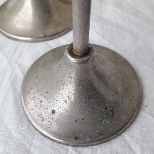 4 bougeoirs en métal