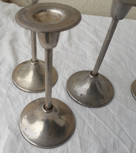 4 bougeoirs en métal