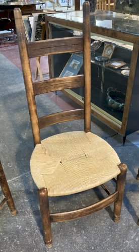 4 chaises paillées modernistes 