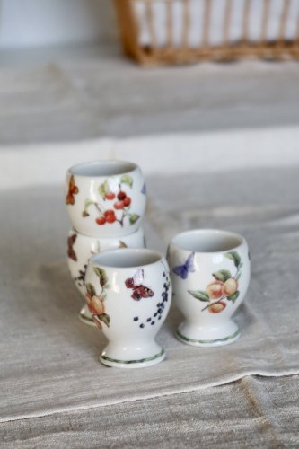 4 coquetiers vintage porcelaine – Motifs fruits & papillons