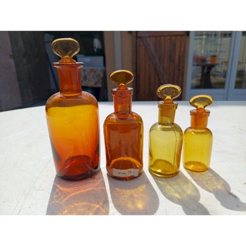 4 Flacons à Pharmacie Verre marron  Soluté DOuabaine 