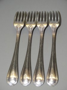 -4 FOURCHETTES METAL ARGENTE CHRISTOFLE COLLECTION REASSORT  ART de la TABLE   D