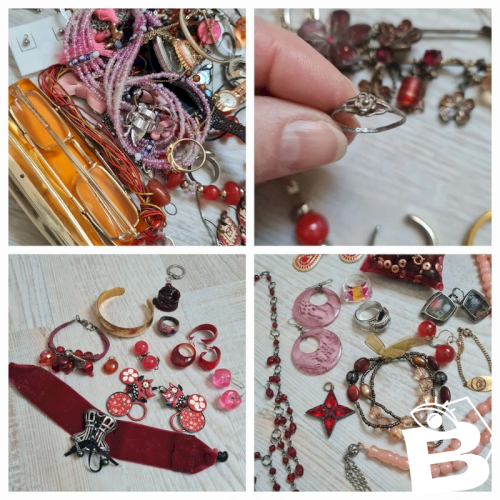 4 lots de bijoux voir les autres annonces