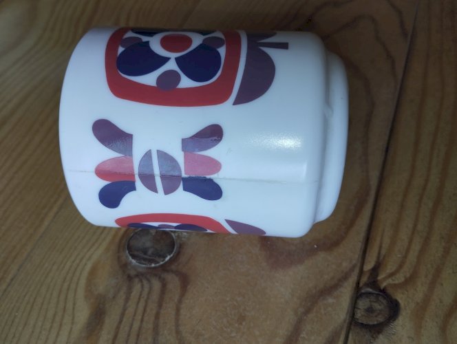 4 Mugs Mobil arcopal vintage