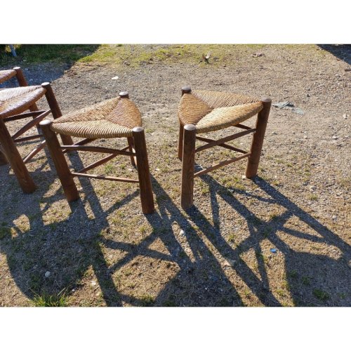 4 Tabourets bois et paille Tripodes Triangle vintage Perriand Circa 1950