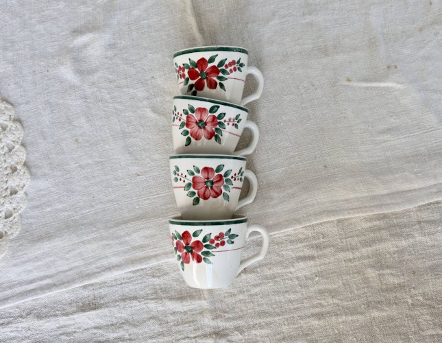 4 tasses à café antiques faïence – Creil & Montereau HBCM « Simone »