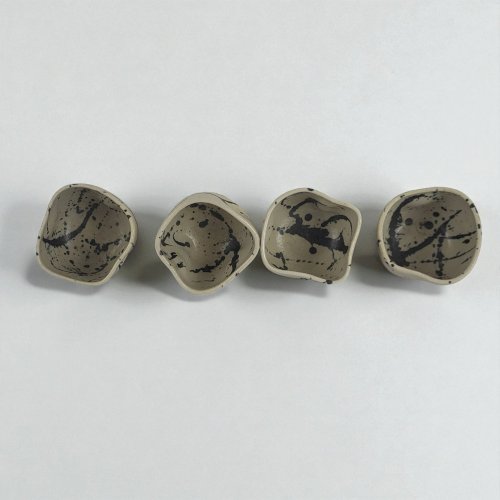 4 tasses à café en grès