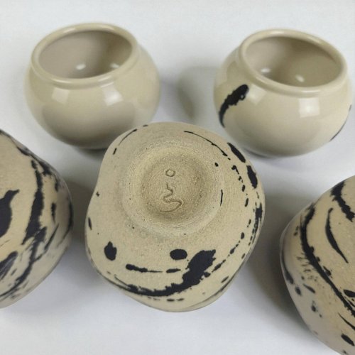 4 tasses à café en grès