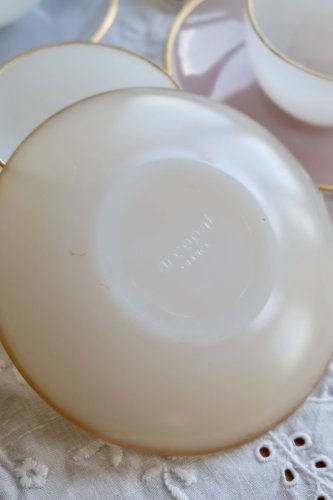 4 tasses à café vintage Arcopal Arlequin - Années 60 – Pastel et liseré dor