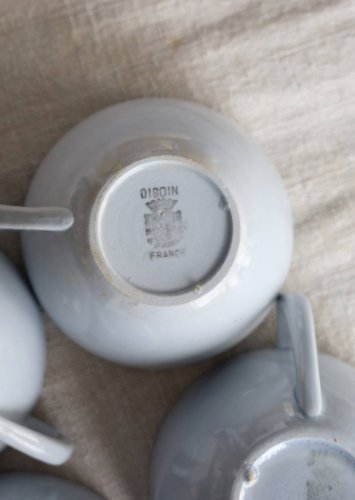 4 tasses à café vintage en terre de fer bleu ciel – Digoin