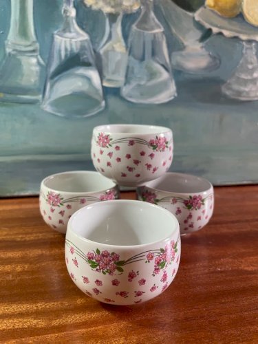 4 tasses à thé fabriquées en Corée