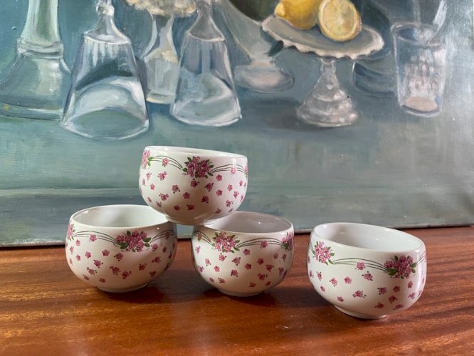 4 tasses à thé fabriquées en Corée