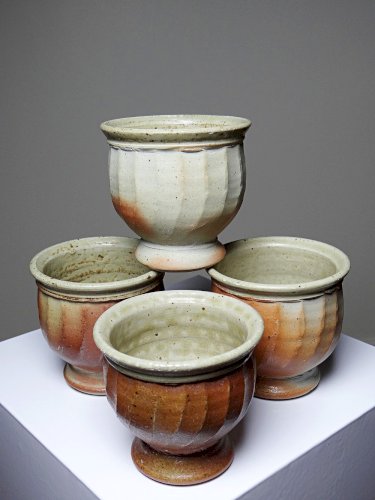 4 Tasses à thé grès style Japonais estampillés vintages