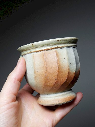 4 Tasses à thé grès style Japonais estampillés vintages
