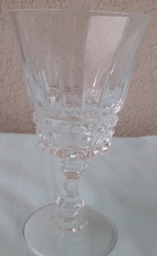 4 verres à pied en cristal