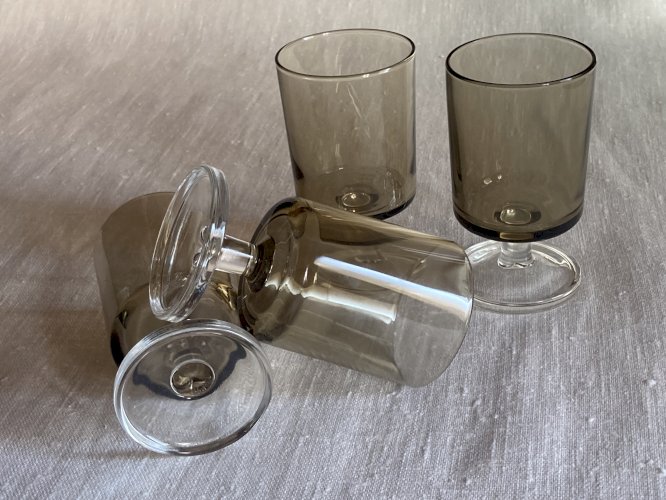 4 verres à pied Luminarc, modèle Suède