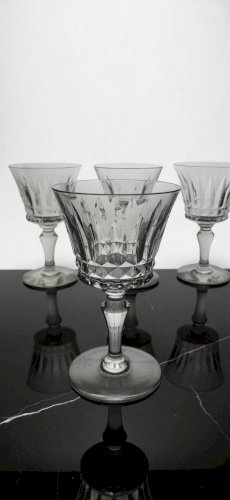 4 verres à vin cristal Baccarat Piccadilly