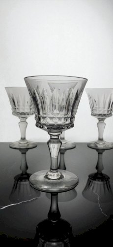 4 verres à vin cristal Baccarat Piccadilly