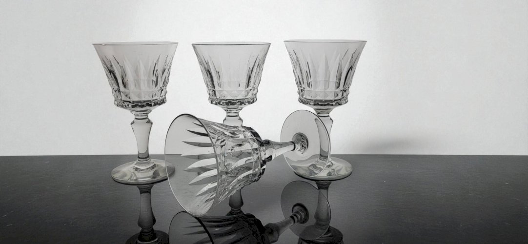 4 verres à vin cristal Baccarat Piccadilly