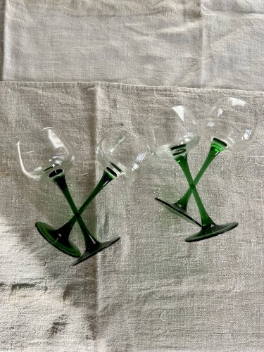 4 verres à vin vintage pied tulipe vert