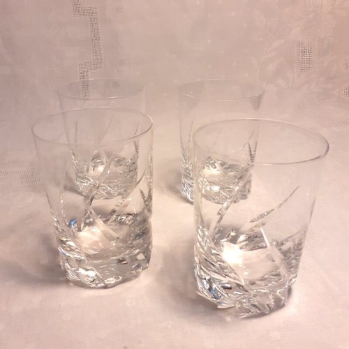 4 verres Daum cristal modèle Bleneau H11cm 33cl
