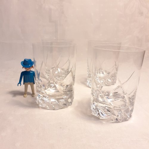 4 verres Daum cristal modèle Bleneau H11cm 33cl