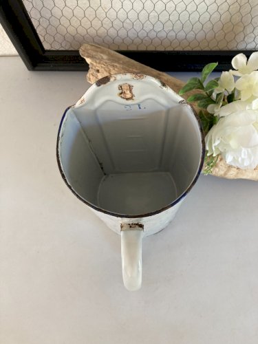 425⚜️ Décoration Ancien Broc Pot De Lavement en Tôle Émaillée Vintage