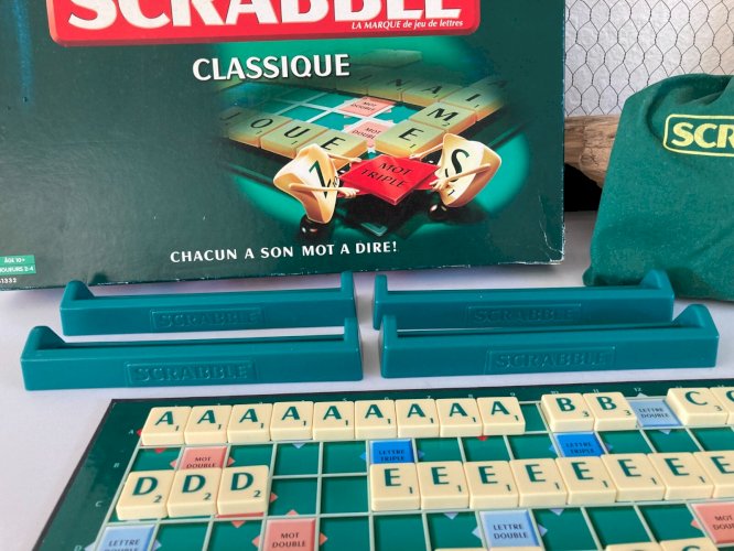 425⚜️ Jeu de Société et de Lettres Scrabble Classique Vintage Complet
