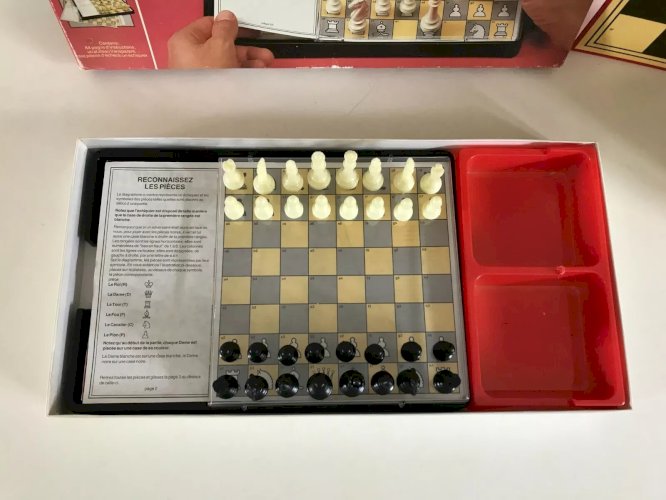 5⚜️ Ancien Jeu De Société Jeu MB Initiation Aux Échecs Apprenez à jouer Complet