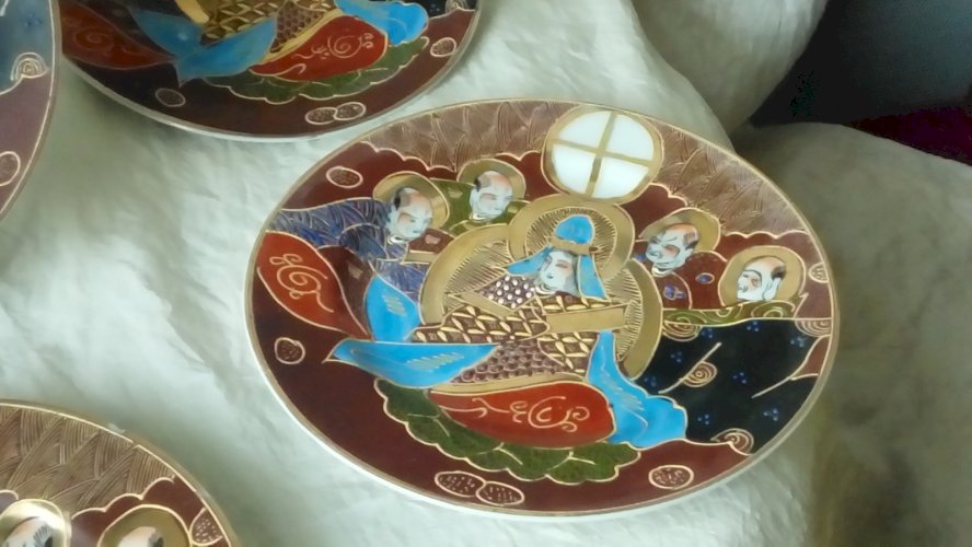 5 ASSIETTES A DESSERT EN PORCELAINE JAPON SATSUMA**