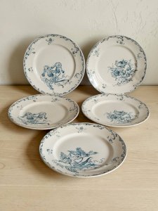 5 Creil and Montereau faience plates Cremone, ironstone Art Nouveau