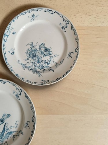 5 assiettes faïence Creil et Montereau  Crémone, terre de fer Art Nouveau