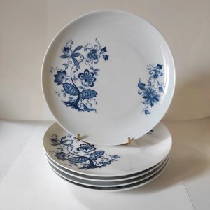 5 flat plates in Limoges porcelain, Feuillade France, unalterable decoration