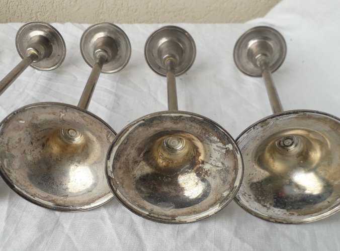 5 bougeoirs en métal