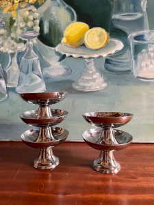 5 coupes en inox vintage