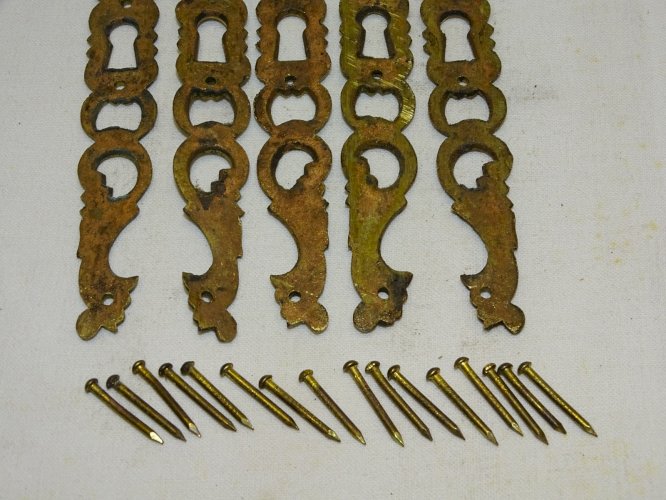 -5 ENTREES de SERRURE LAITON AU COQ DECO PORTES ANCIENNES COLLECTION     D