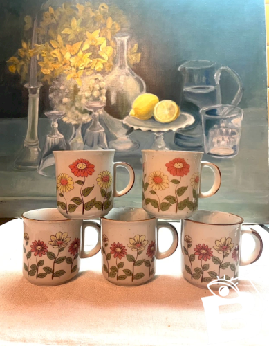 5 mugs vintage fabriqué en Corée