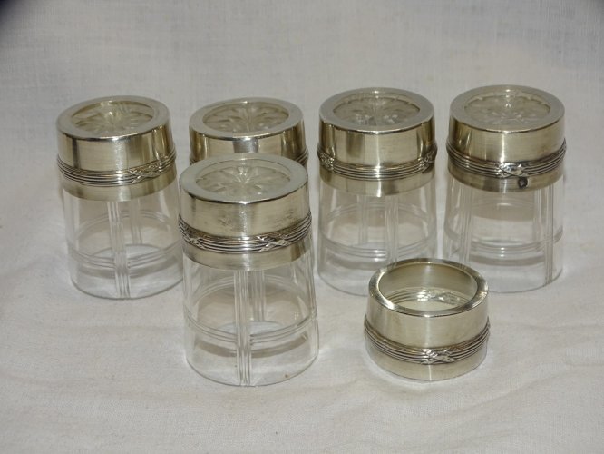 -5 PETITS VERRES A DIGESTIF  LIQUEUR AVEC BAS BAGUES  5 ARGENT Poinçon MINERVE D