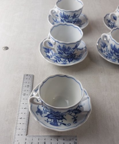 5 tasses + sous tasses, décor Blue Onion / porcelaine Tchécoslovaquie / Czech