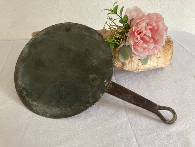 525⚜️ Ancien Couvercle Plat en Cuivre Pour Casserole Vintage Diamètre 24 Cm