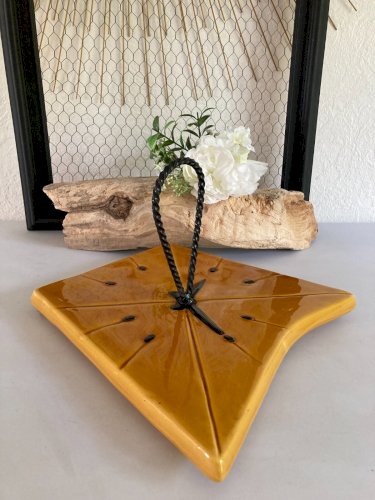 525⚜️ Ancien Plateau à Fromage Vallauris en Céramique Forme d'horloge Vintage